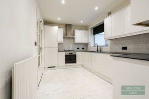 Photo 18- click for photo gallery